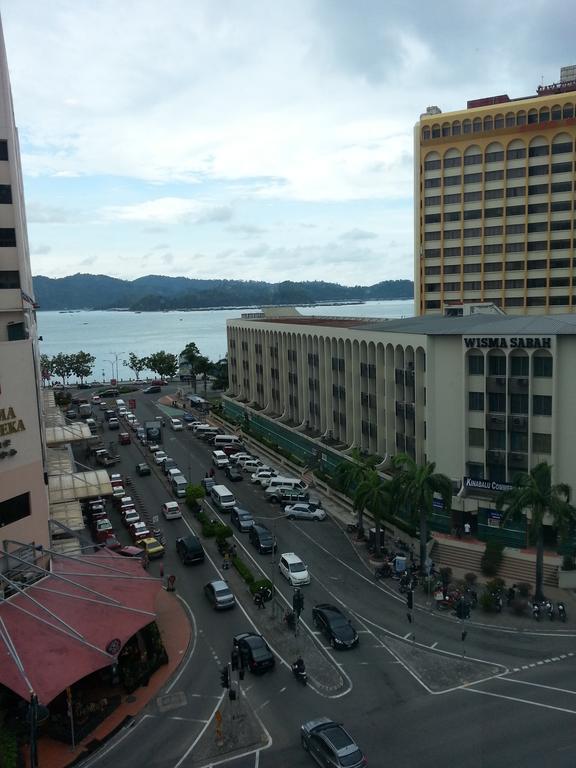 Hotel Capital Kota Kinabalu Exterior foto